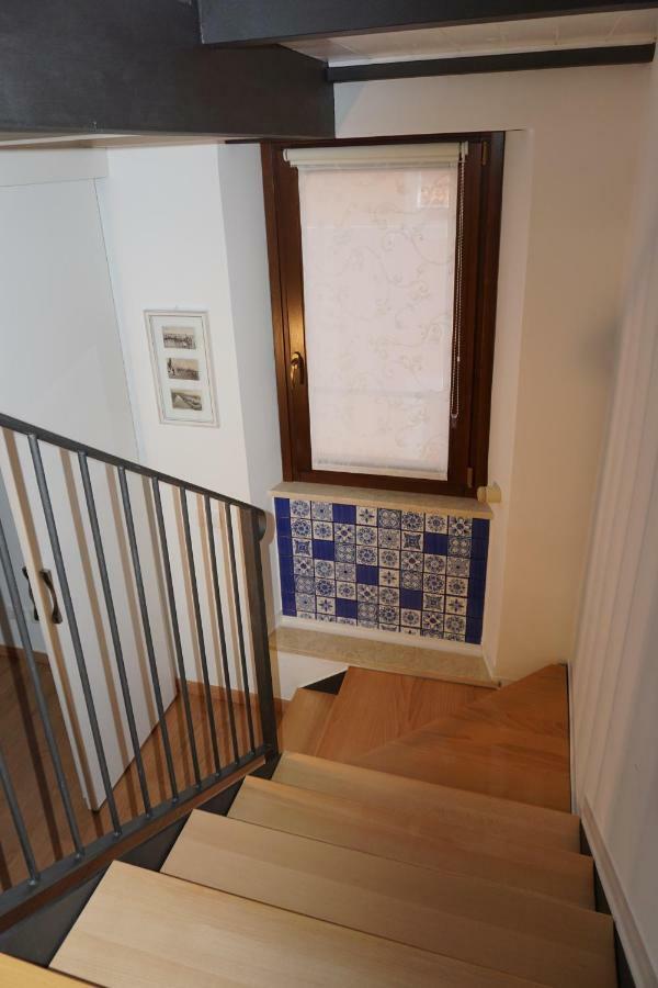 Вилла Casa Vacanze Torre Dei Gualtieri Сан-Бенедетто-дель-Тронто Экстерьер фото